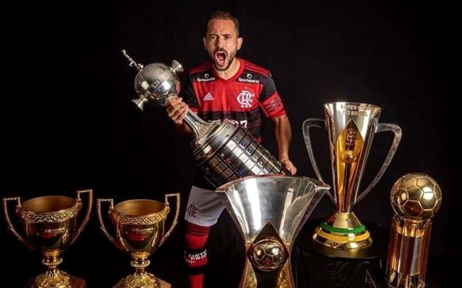 Protagonismo, idolatria e títulos: seis anos de Everton Ribeiro traduzem mudança de patamar do Flamengo