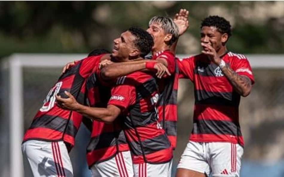 Flamengo goleia o Madureira no primeiro jogo das quartas de final do Carioca Sub-20