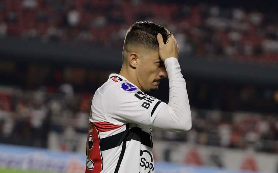ANÁLISE: Misto do São Paulo dá conta do recado, mas 'acaso' diminui brilho da vitória
