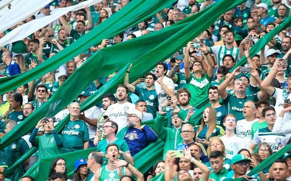 Saiba a origem da música-tema das viradas do Palmeiras que virou paixão de Abel Ferreira