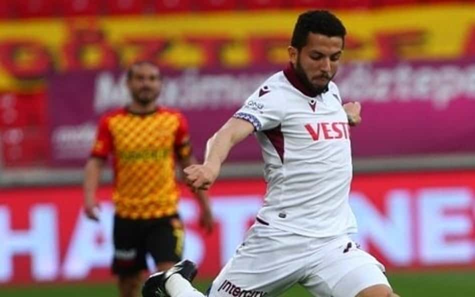 Volante Flávio, do Trabzonspor, da Turquia, é procurado pelo Cruzeiro