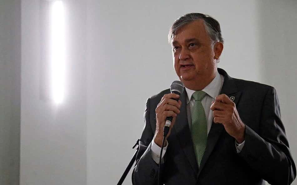 Presidente do Botafogo, em carta aberta, exalta melhorias feitas no clube e promete nova loja em dois meses