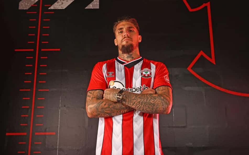 Vasco se acerta com Lyanco e aguarda resposta do Southampton-ING