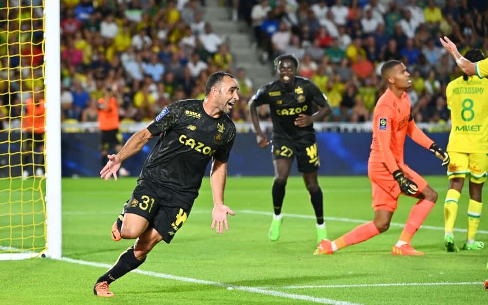 Lateral Ismaily é o único brasileiro a entrar na seleção da temporada da Ligue 1 do jornal L'Équipe
