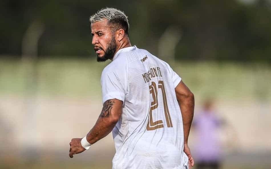 Artilheiro do Monsoon-FC na Série A2 do Gaúchão, Tcharles é um 'velho' conhecido no Sul