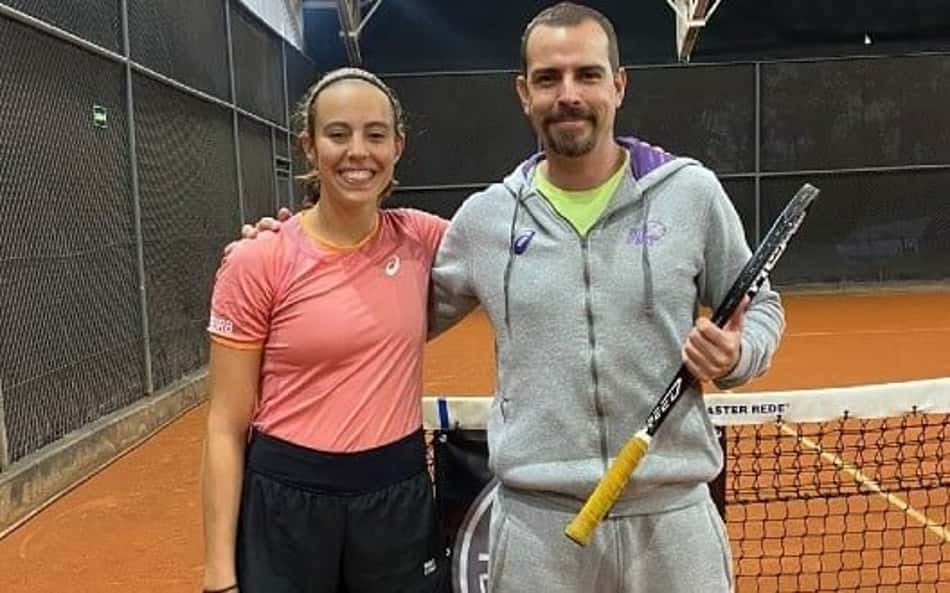 Olívia Carneiro se prepara para série na grama com o quali de Wimbledon