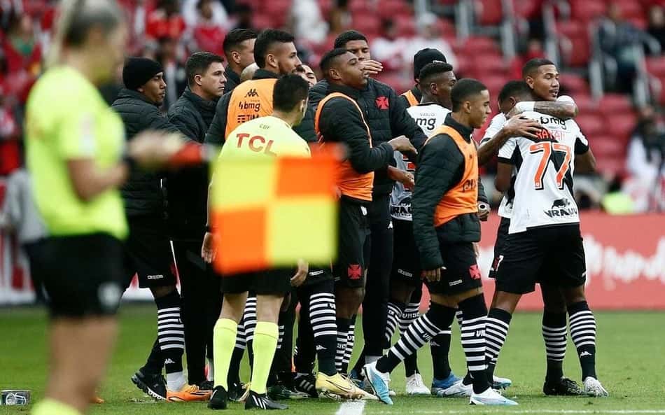 Dá para o Vasco escapar do rebaixamento? Retrospecto mostra que sim, mas não será fácil