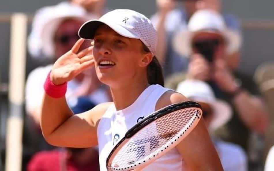 Swiatek vence a 12ª seguida em Roland Garros e será a rival de Bia Haddad