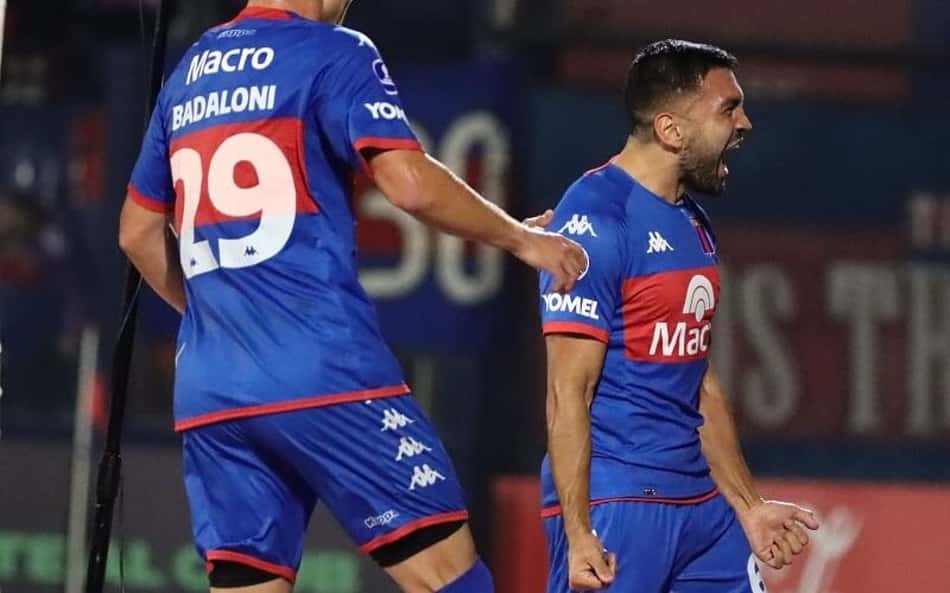 Tigre bate Puerto Cabello e 'cola' no São Paulo pela Sul-Americana