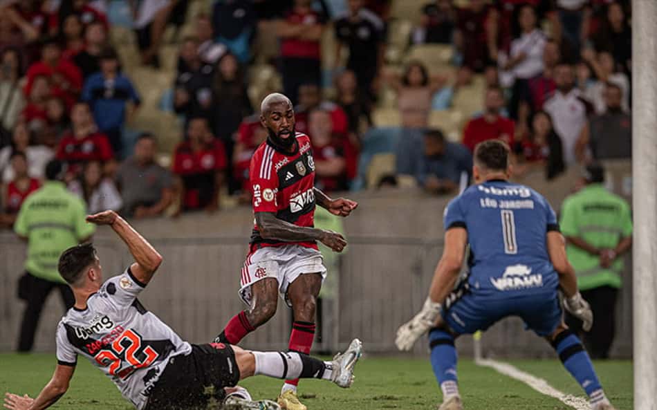 Premiere quebra recorde de maior audiência da história com clássico carioca