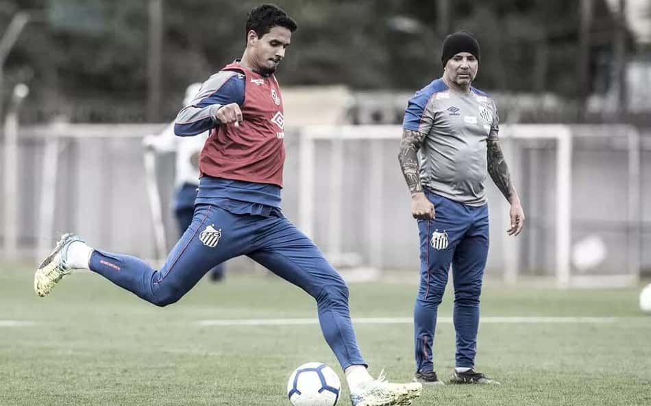 Flamengo: boa relação e grande fase com Sampaoli em 2019 são trunfos para chegada de zagueiro