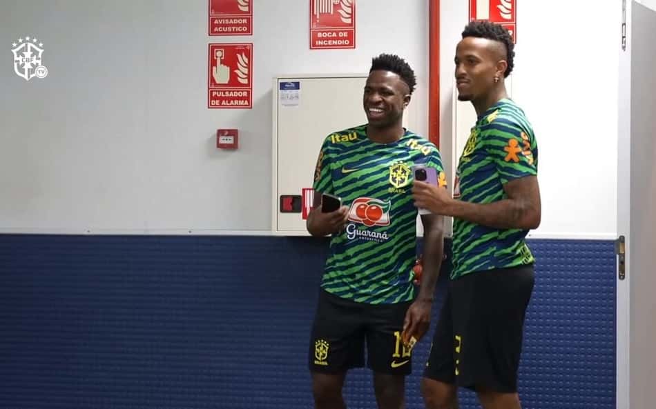 VÍDEO: Bastidores de vitória da Seleção tem resenha no vestiário e Vini Jr. 'na galera'