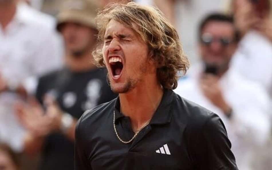 Zverev bate surpresa argentina e volta à semi em Roland Garros