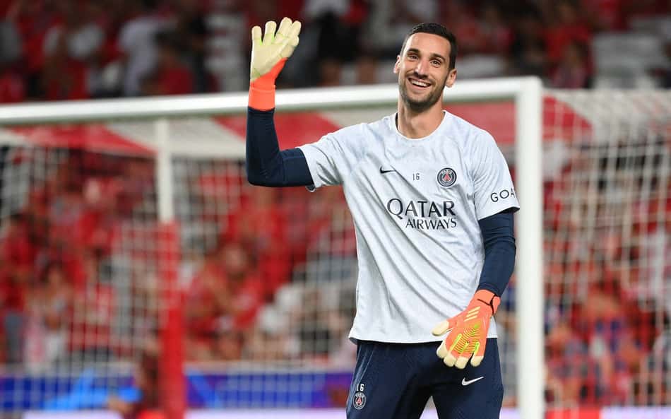 Goleiro Sergio Rico, do PSG, fala pela primeira vez após acidente: 'Me sinto muito sortudo'