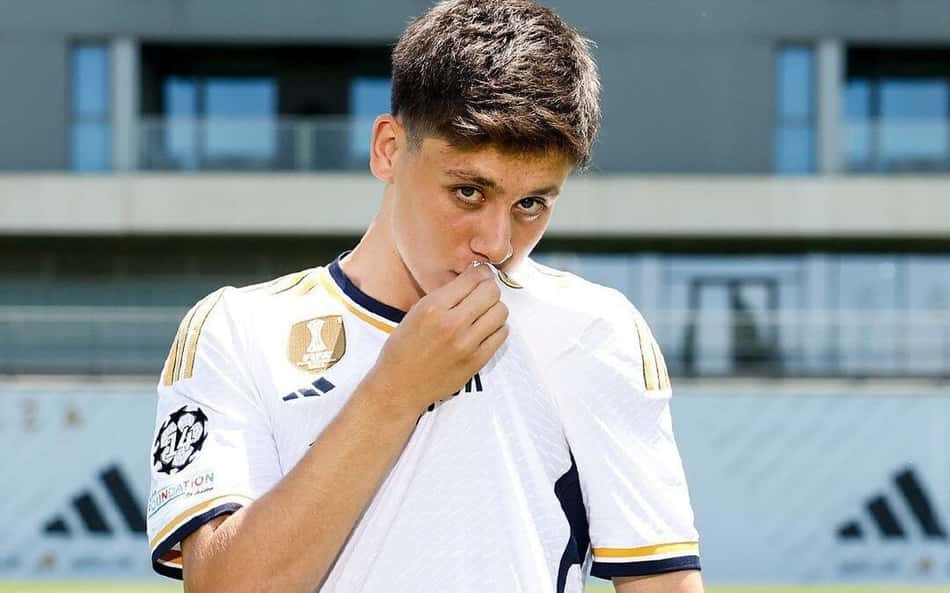 Nova contratação do Real Madrid revela desejo: 'Quero entrar para a história deste clube e me tornar uma lenda'