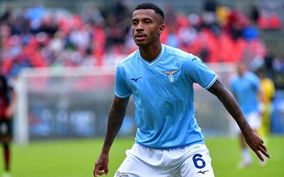 Brasileiro da Lazio, Marcos Antonio sofre racismo e rebate: 'Não aceito e nunca vou aceitar'