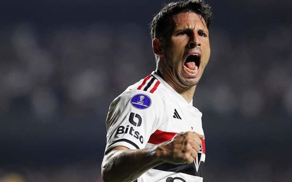 Calleri fica perto de entrar no top 10 dos estrangeiros com mais gols no Brasileirão