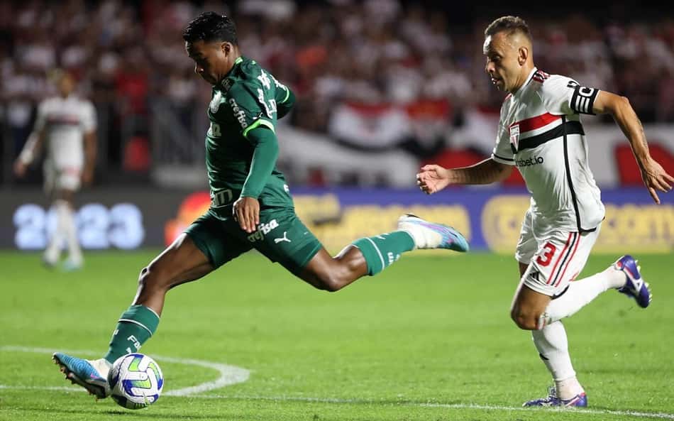 Luís Guilherme, Endrick ou Breno? Palmeiras inicia semana com dúvida para Choque-Rei