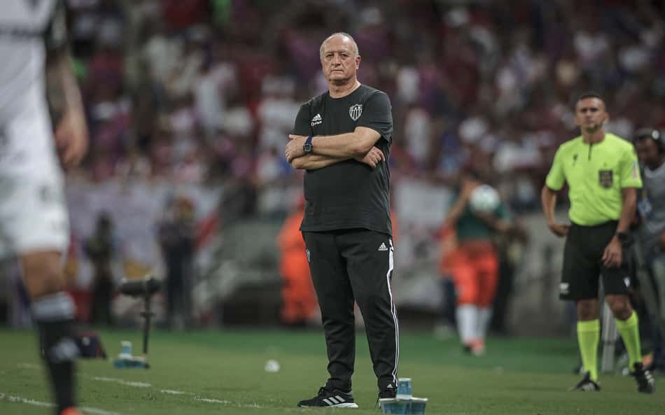 Atlético-MG: 'Ordem lá de dentro', dispara Felipão sobre possível perseguição dos árbitros a Hulk