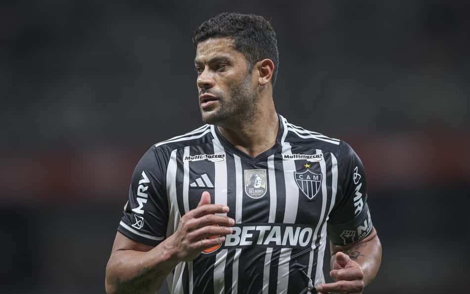 Hulk revela que irá abrir mão da braçadeira de capitão no Atlético-MG: 'Vou focar só em jogar'