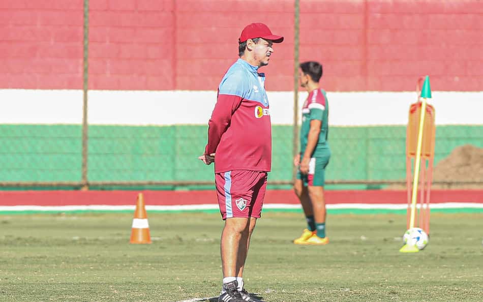 Fernando Diniz indica provável substituto de Germán Cano na partida do Fluminense com o Coritiba