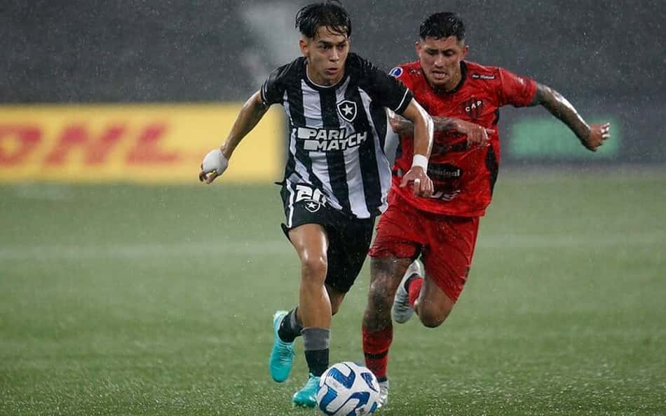 VÍDEO: melhores momentos do empate do Botafogo com o Patronato pela Sul-Americana
