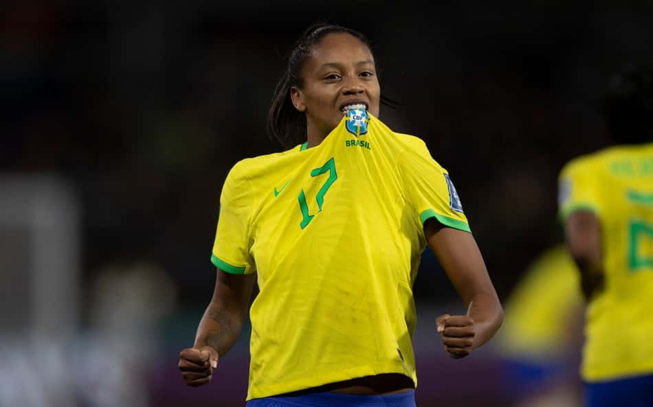 Ary Borges marca hat-trick em estreia do Brasil na Copa do Mundo Feminina e vai às lágrimas: 'Nem nos meus melhores sonhos'