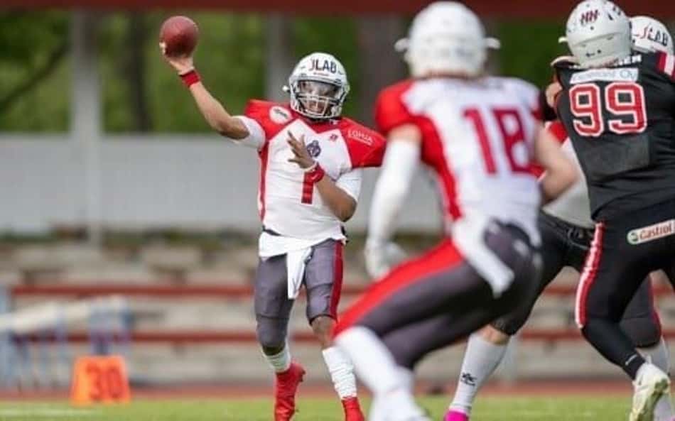 Após saídas, Cruzeiro FA dá resposta e acerta com quarterback norte-americano Cornelius Kinchen