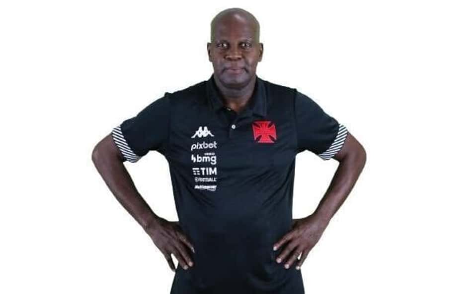 Vasco comunica falecimento de Manfrini, roupeiro do clube