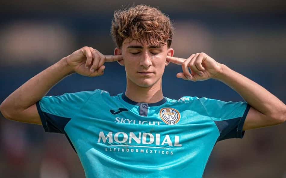 Vasco encaminha a contratação de jovem atacante do SKA Brasil