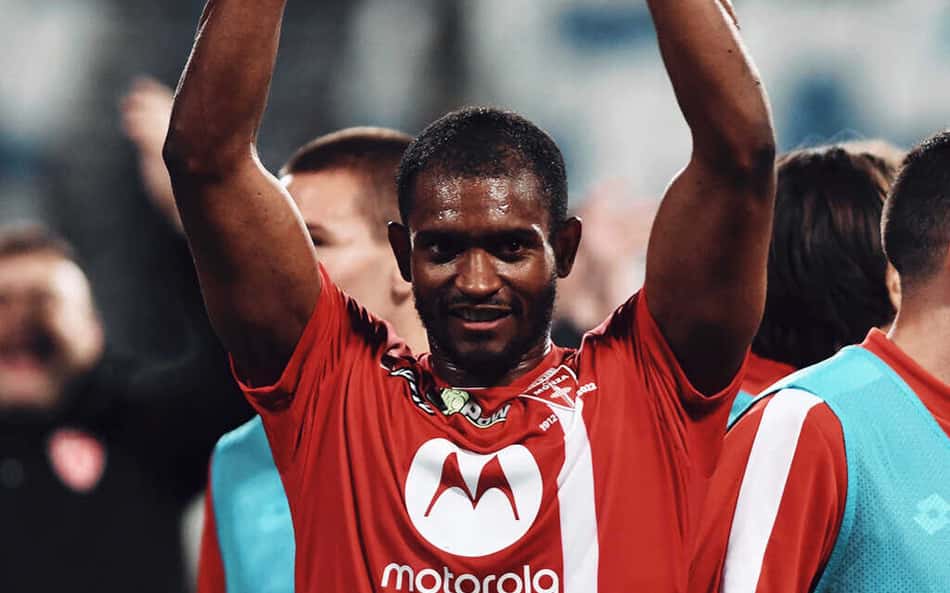 Marlon-Monza_Easy-Resize.com_-aspect-ratio-512-320