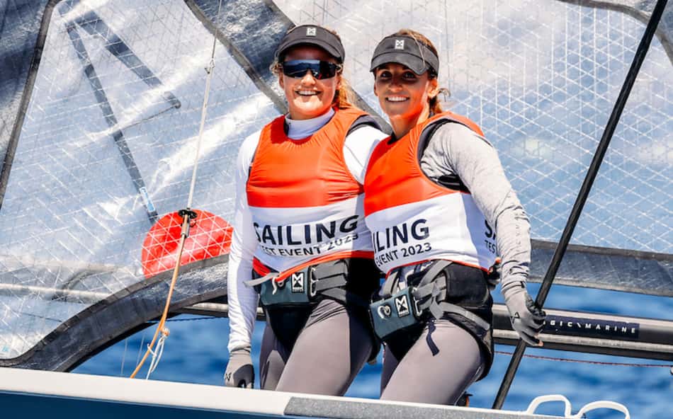 Martine Grael e Kahena Kunze levam a prata no Evento-teste de Paris 2024