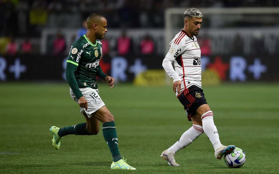Flamengo vai à CBF contestar arbitragem do último jogo contra o Palmeiras