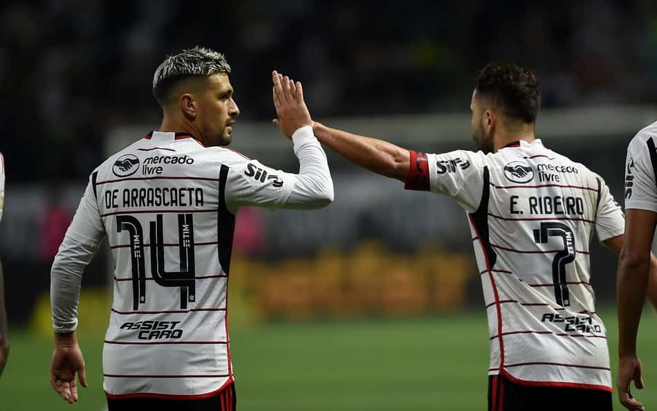 Palmeiras-x-Flamengo-Campeonato-Brasileiro-Allianz-Parque-08-07-2023-MarceloCortes_NWS5967-scaled-aspect-ratio-512-320