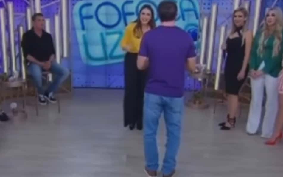 Túlio Maravilha revela novo visual após harmonização facial; veja resultado