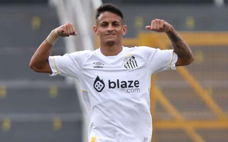 Patati marca cinco gols em goleada elástica do Santos pelo Paulistão Sub-20