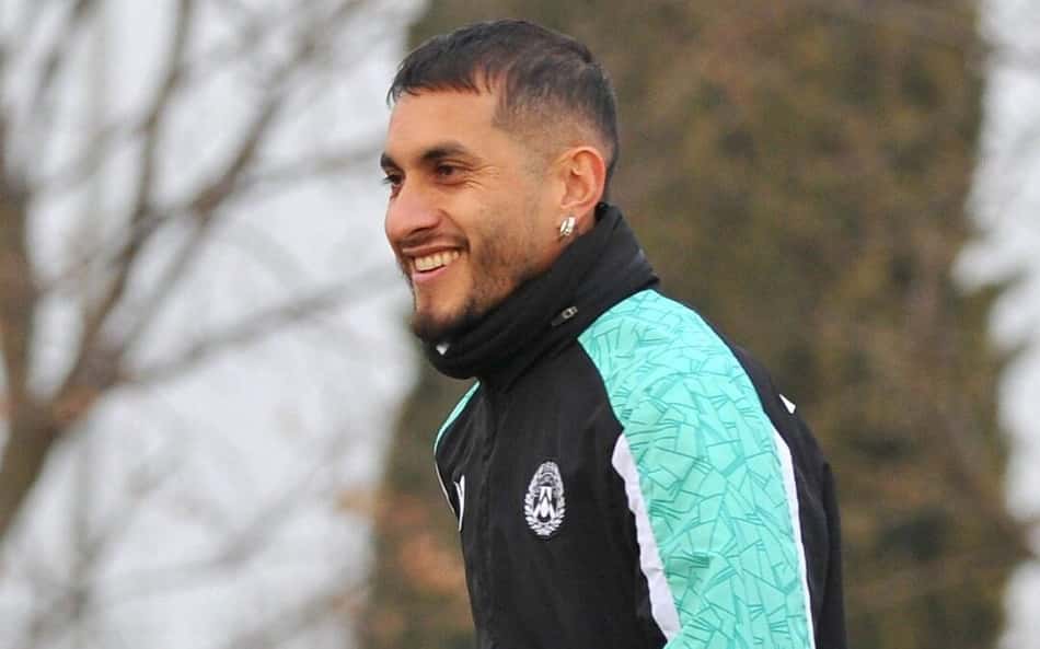 Roberto Pereyra não responde, e Santos se frustra na busca por 'camisa 10'