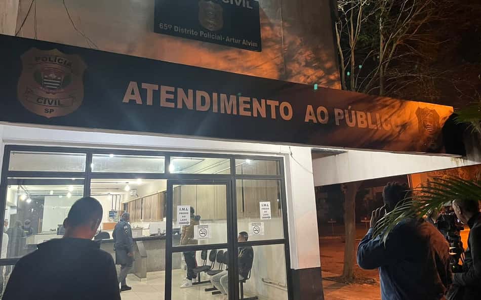 Preparador físico do Universitario detido: listamos relatos de racismo recentes contra brasileiros