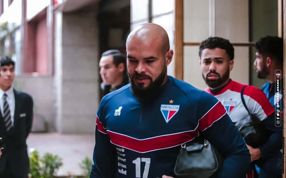 Corinthians quer volante do Fortaleza, mas tem dificuldades na negociação
