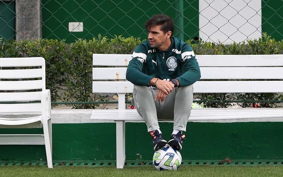 Palmeiras prepara 'barca' de saídas na janela, mas sem perspectivas para 'pacote' de reforços