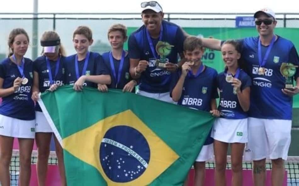 Brasil é campeão Sul-Americano de 12 anos
