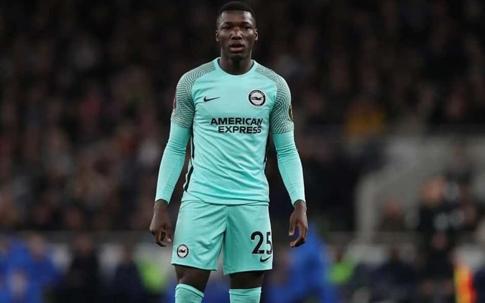 Liverpool pode entrar na briga por Moisés Caicedo com o Chelsea