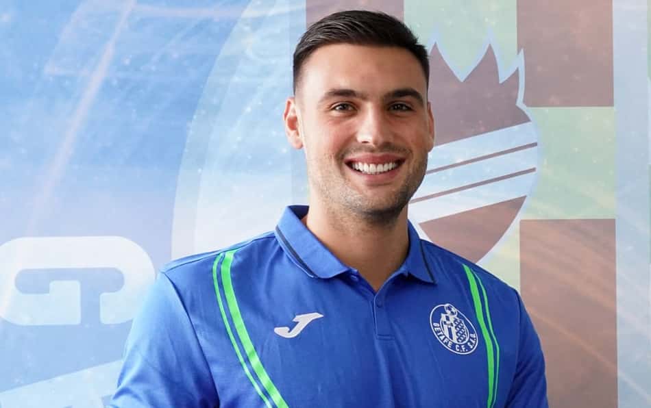Convocado por Tite, goleiro ex-Palmeiras e Roma é apresentado pelo Getafe, da Espanha