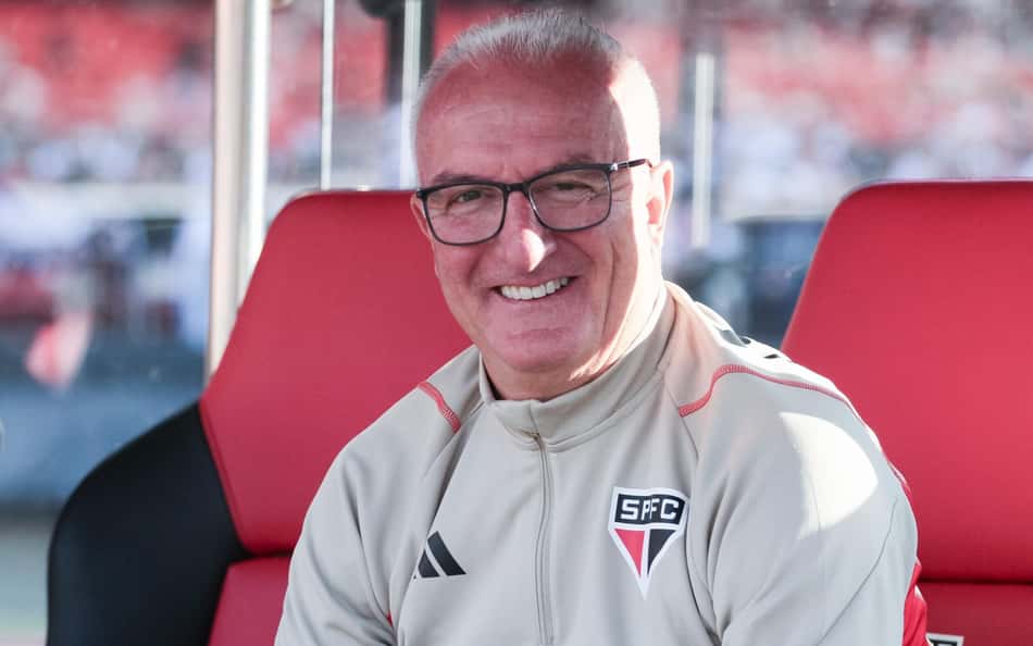Dorival mostra alívio com vitória do São Paulo: 'Merecia demais'