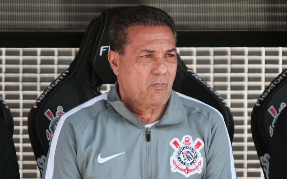 Luxemburgo assume responsabilidade pela má fase do Corinthians: 'Falar coisas óbvias'