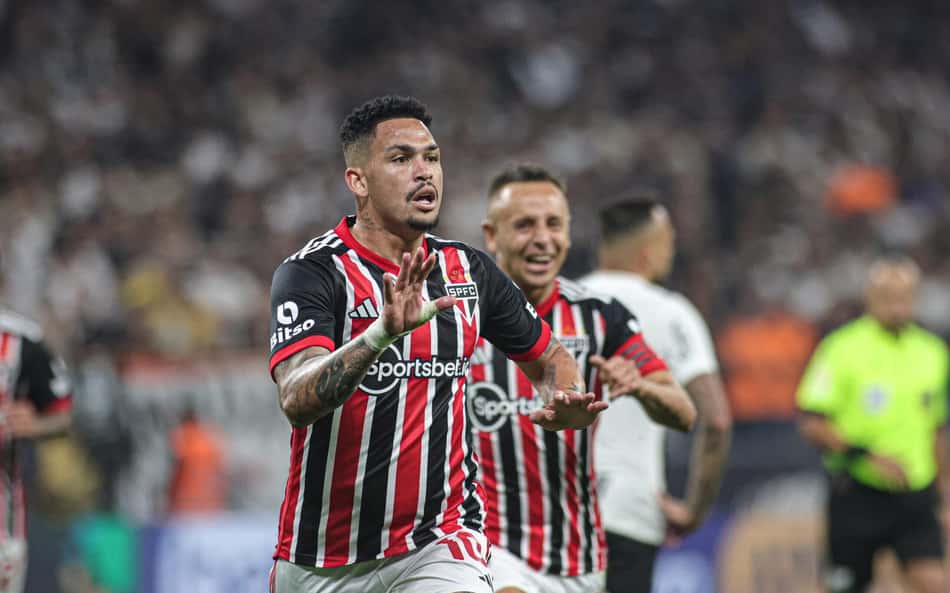 Luciano ironiza árbitro por amarelo em comemoração de gol do São Paulo no clássico: 'O futebol está acabando'