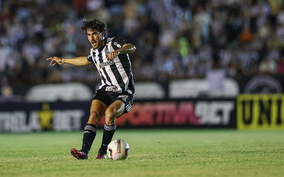 Igor Gomes diz que torcida do Atlético-MG está certa em ficar 'pu…' com o time