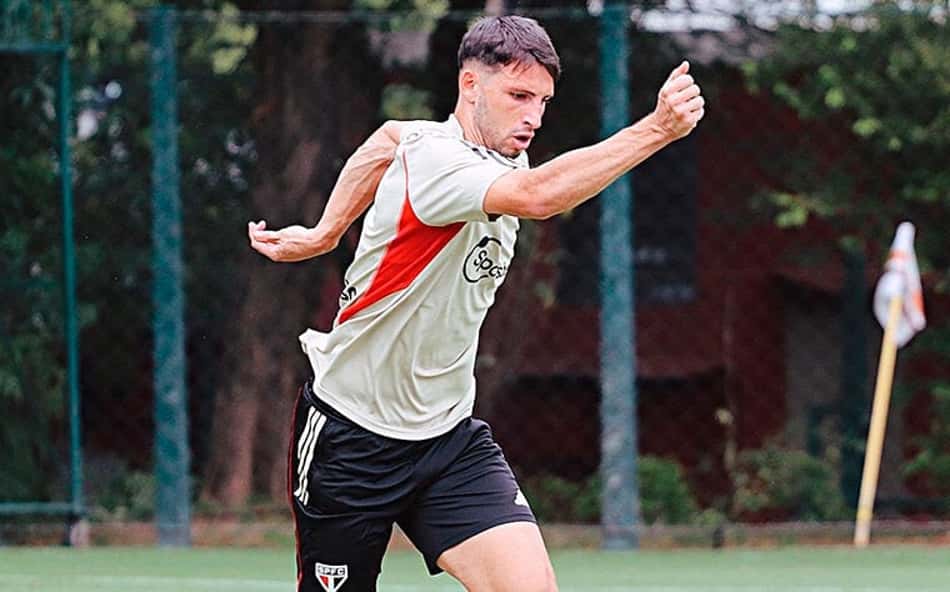Com psicológico forte, Calleri evolui em recuperação no São Paulo visando decisão