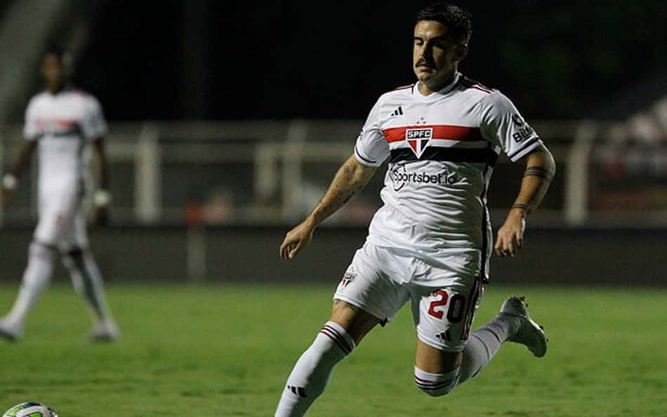 !De novo! Gabriel Neves tem lesão em momento crescente no São Paulo