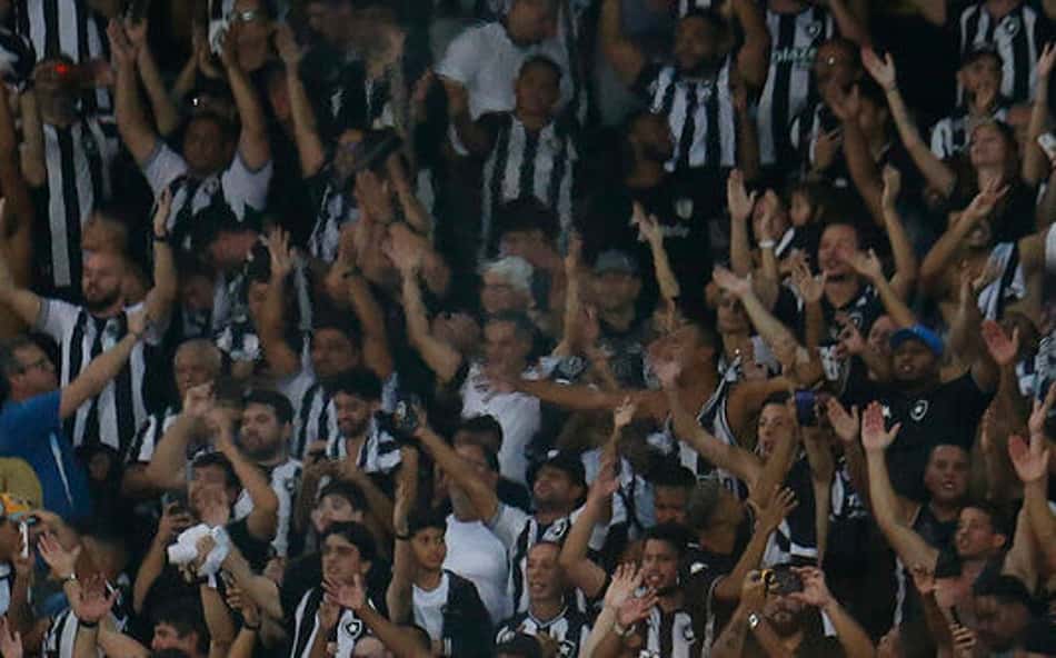 Última chamada! Botafogo abre carga extra de ingressos para confronto com o Coritiba